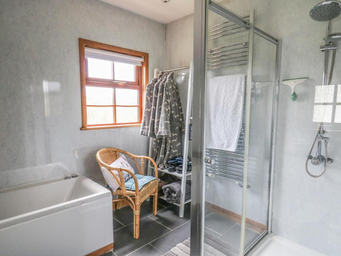 Yr Hen Llaethdy Villa Troedyraur Kültér fotó